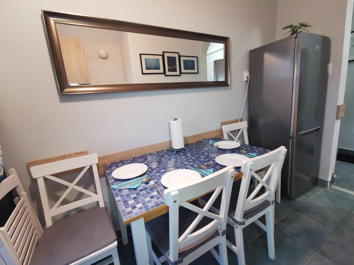 Smart Szallas Apartman Мишкольц Экстерьер фото